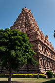 The great Chola temples of Tamil Nadu - The Brihadisvara temple of Gangaikondacholapuram.  